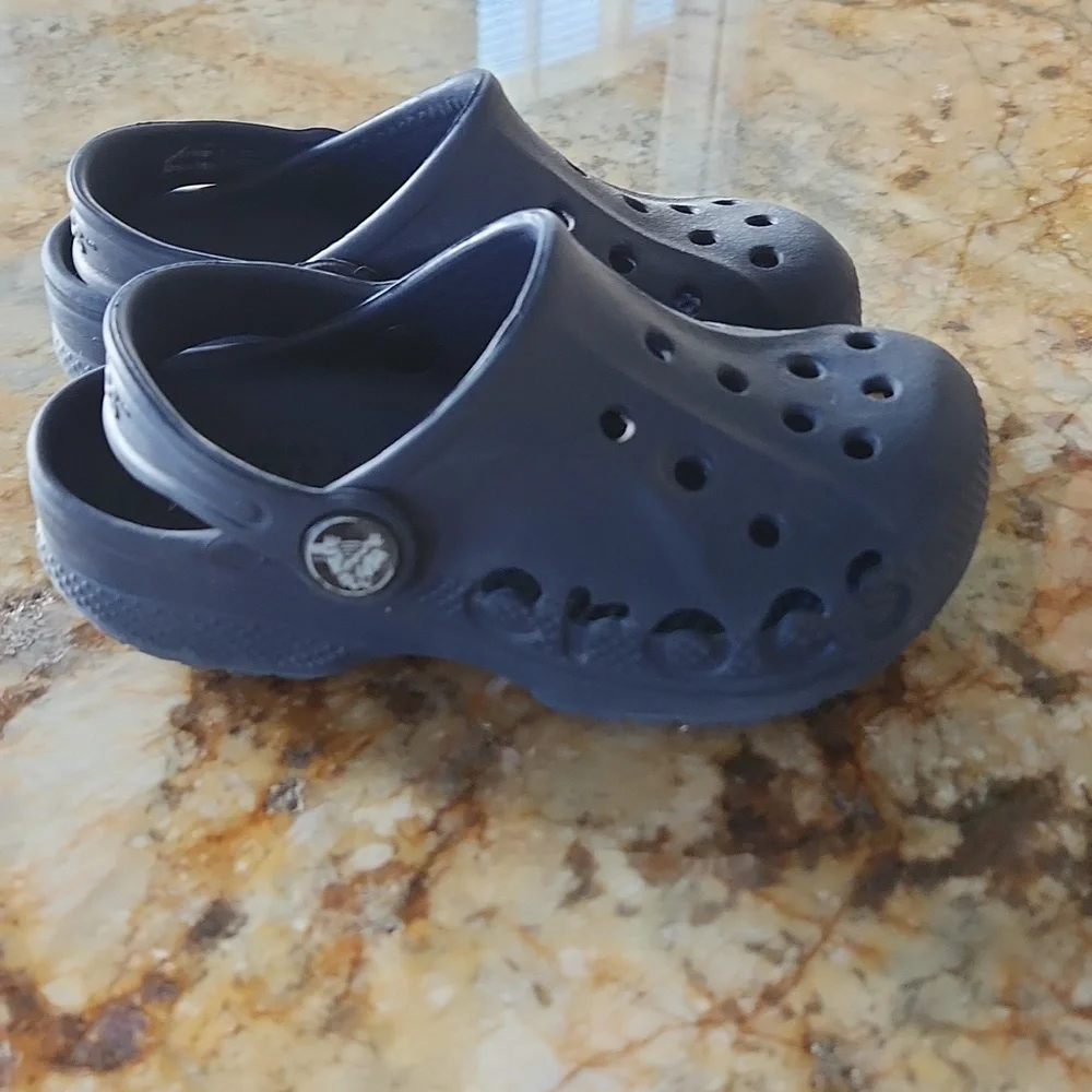 Crocs - Picture 2 of 4